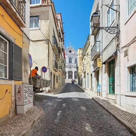Cozy In Historic Center With Terrace Lisboa