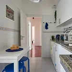 Cozy In Historic Center With Terrace Apartamento Lisboa